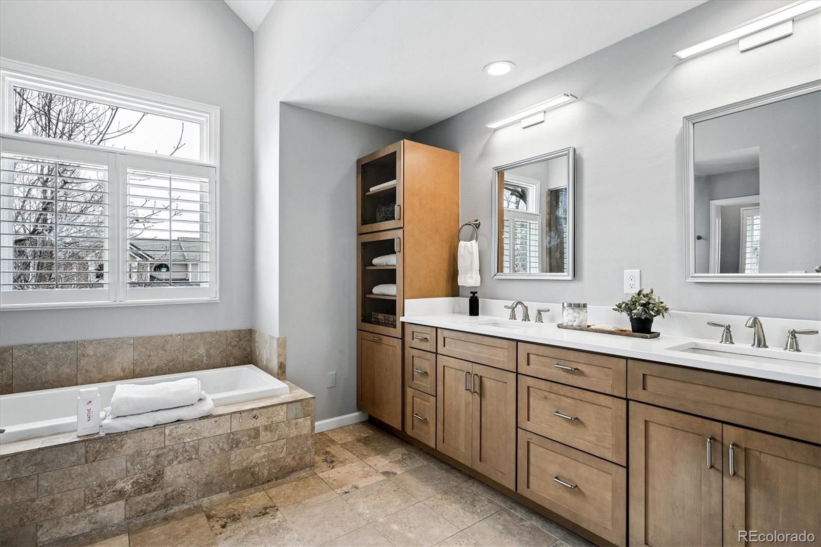 MLS Image #22 for 10293 e sheri lane,englewood, Colorado