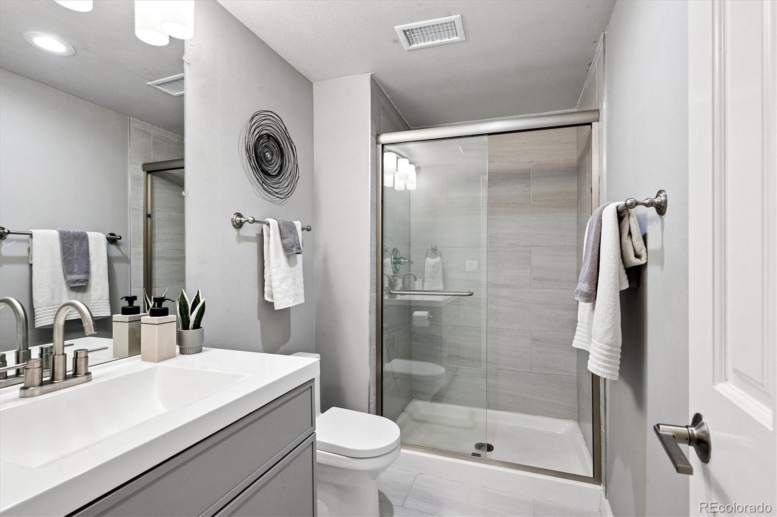 MLS Image #33 for 10293 e sheri lane,englewood, Colorado