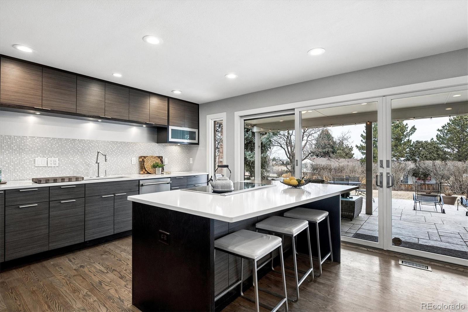 MLS Image #9 for 10293 e sheri lane,englewood, Colorado