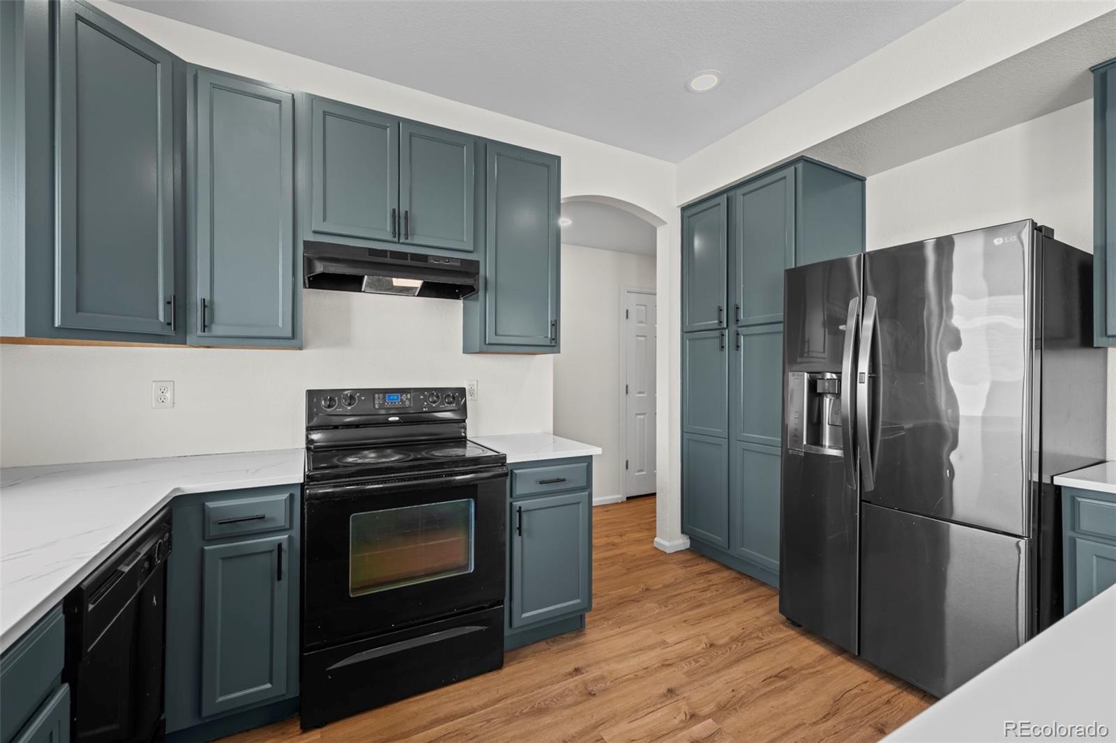 MLS Image #11 for 18605 e 47th avenue,denver, Colorado