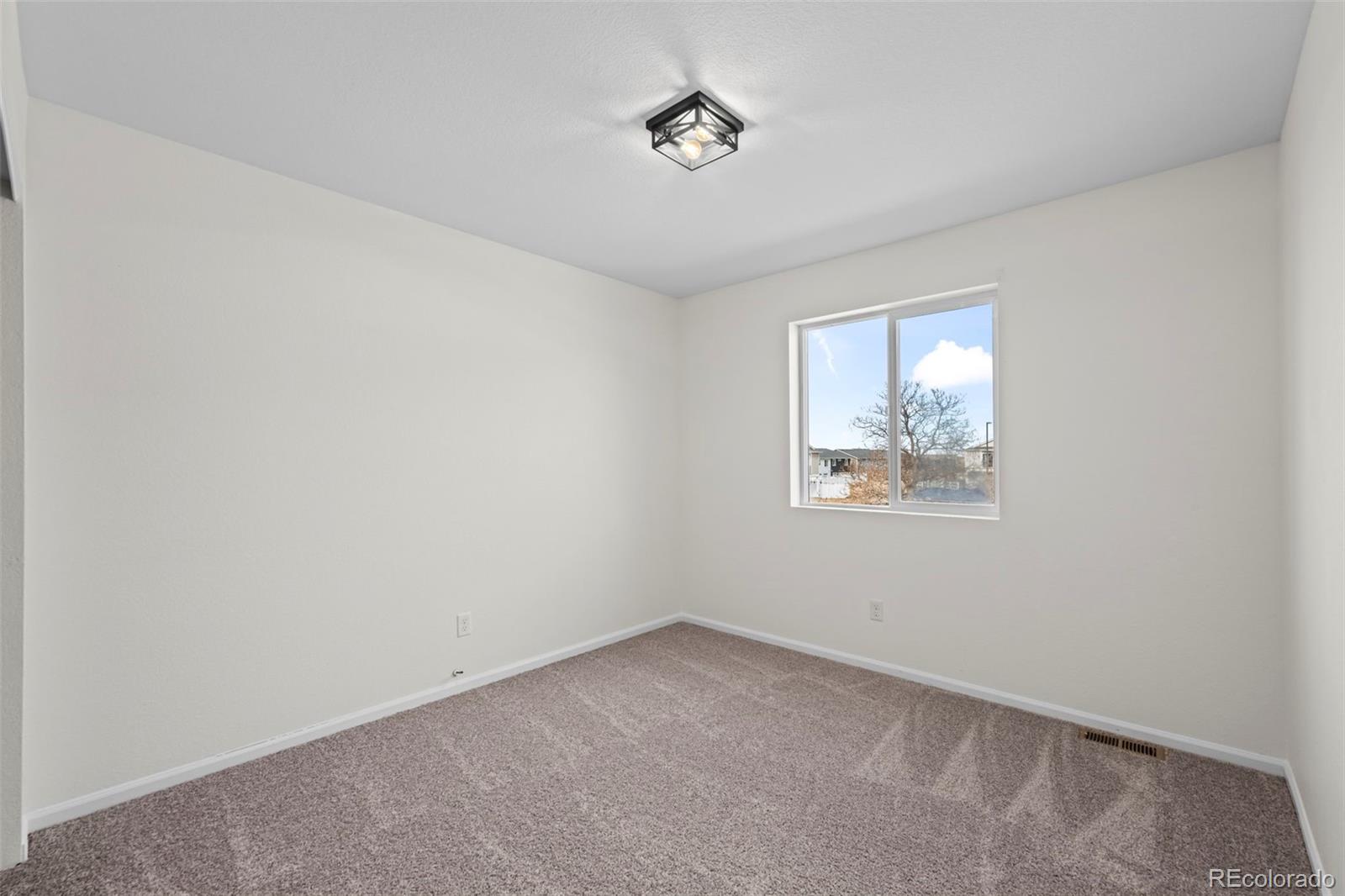 MLS Image #21 for 18605 e 47th avenue,denver, Colorado