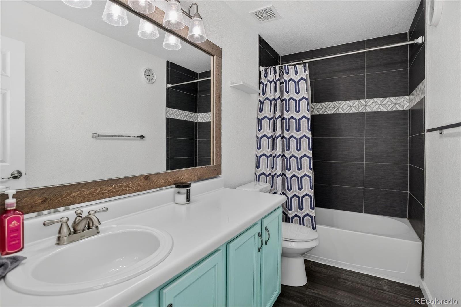 MLS Image #14 for 6483  st vrain ranch boulevard,firestone, Colorado