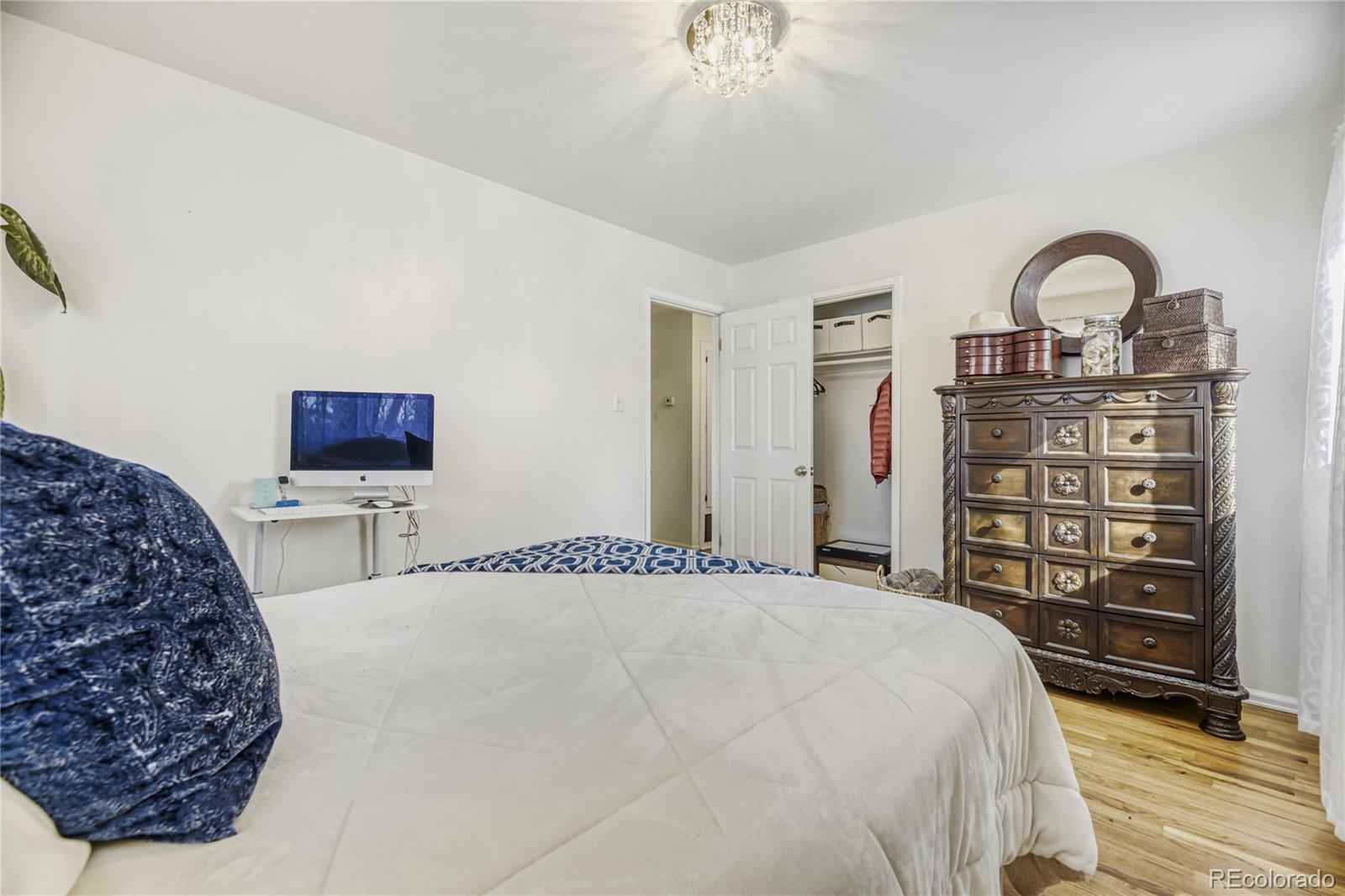 MLS Image #13 for 2924 s zurich court,denver, Colorado