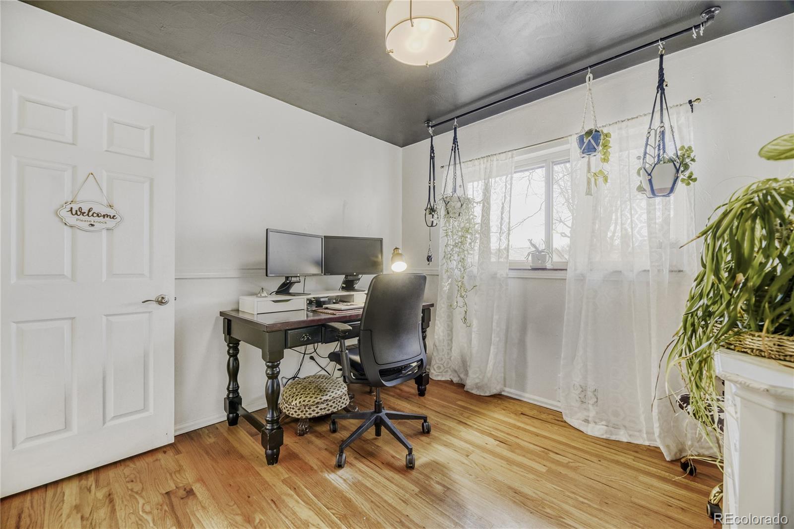 MLS Image #15 for 2924 s zurich court,denver, Colorado