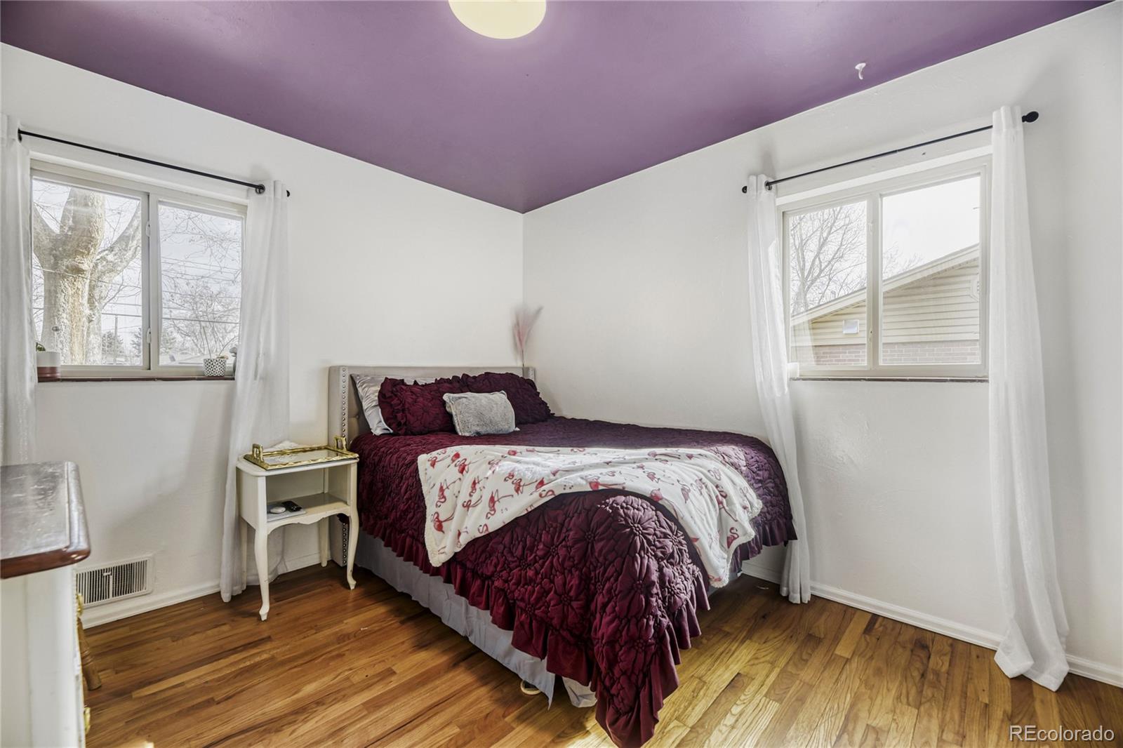MLS Image #19 for 2924 s zurich court,denver, Colorado