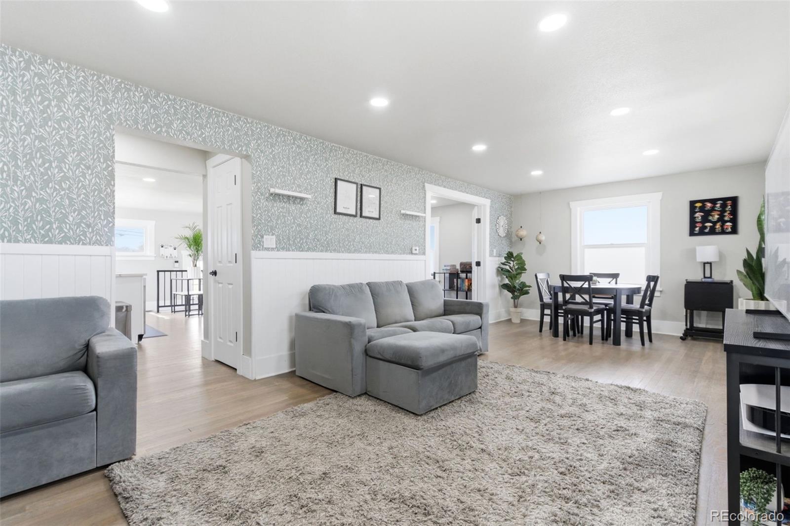 MLS Image #2 for 5611 s cedar street,littleton, Colorado