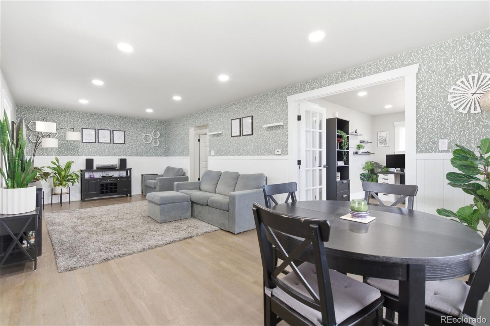 MLS Image #4 for 5611 s cedar street,littleton, Colorado