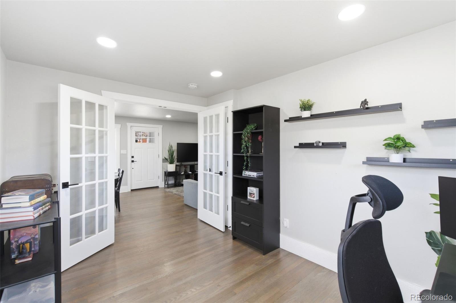 MLS Image #6 for 5611 s cedar street,littleton, Colorado