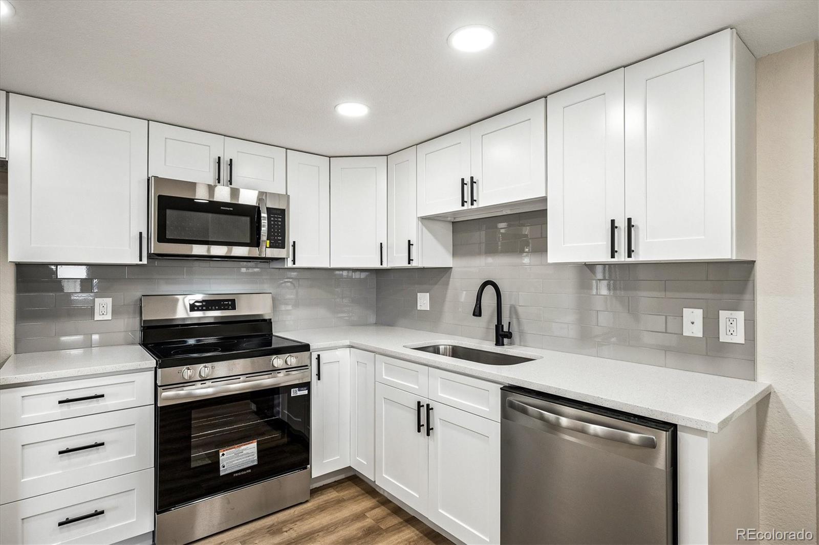 MLS Image #5 for 13850 e marina drive 401,aurora, Colorado