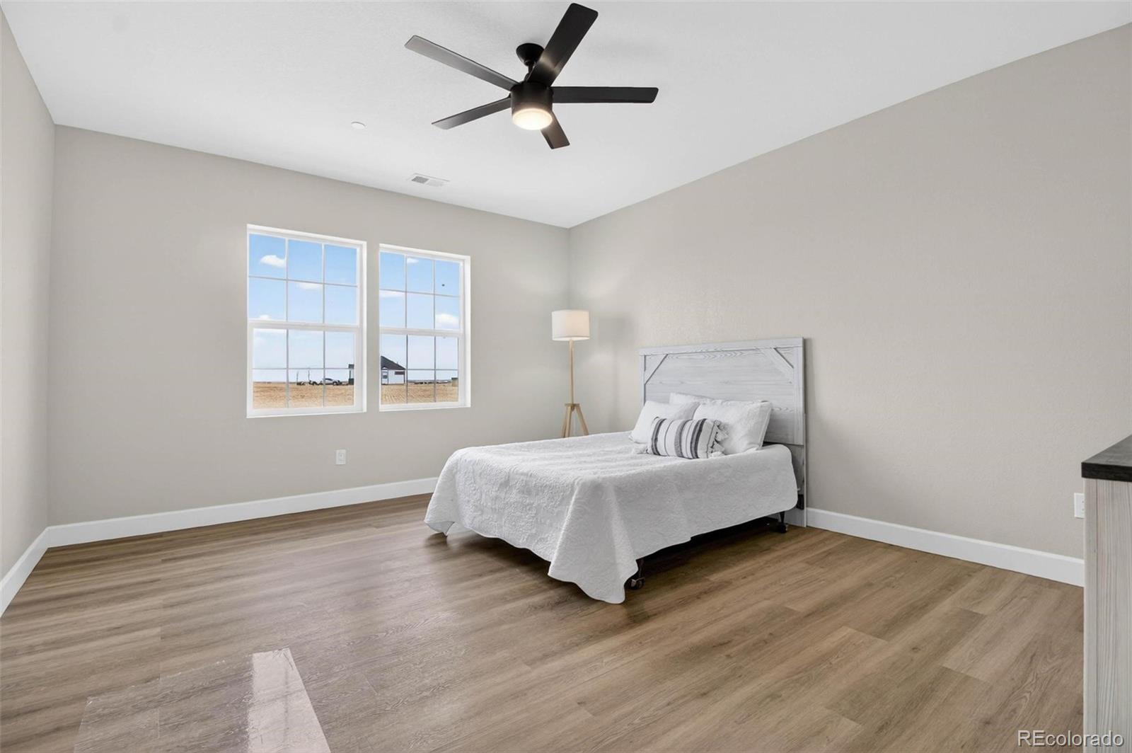 MLS Image #12 for 61800 e 32nd court,strasburg, Colorado