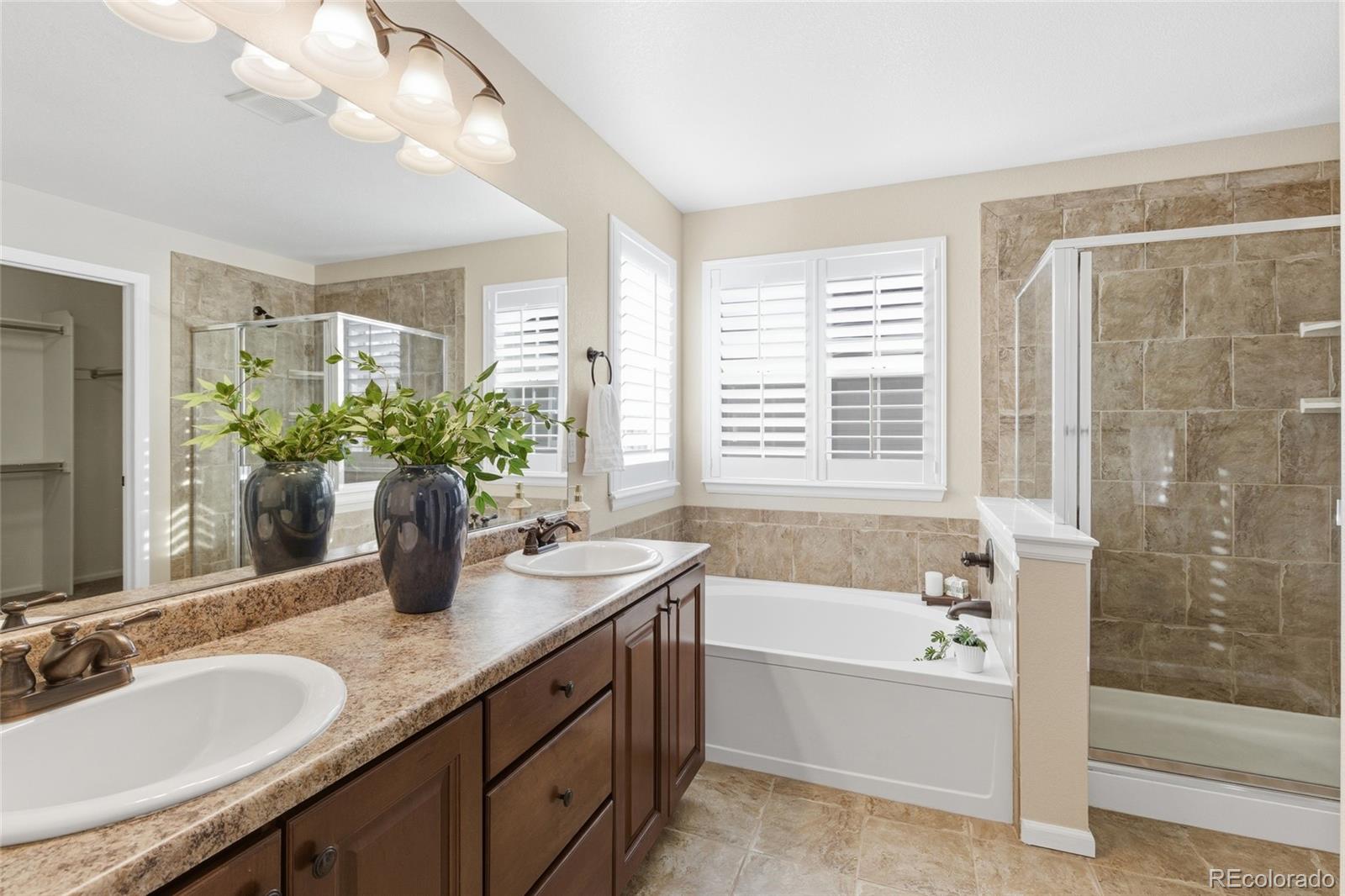 MLS Image #14 for 6477 s oak hill circle,aurora, Colorado