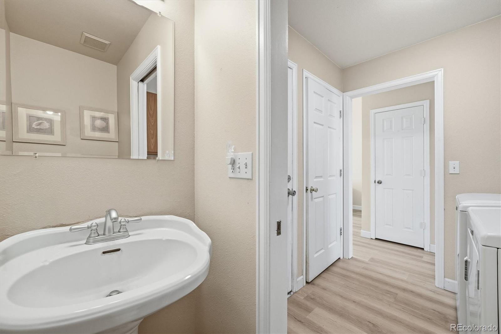 MLS Image #15 for 5524 s zang street,littleton, Colorado