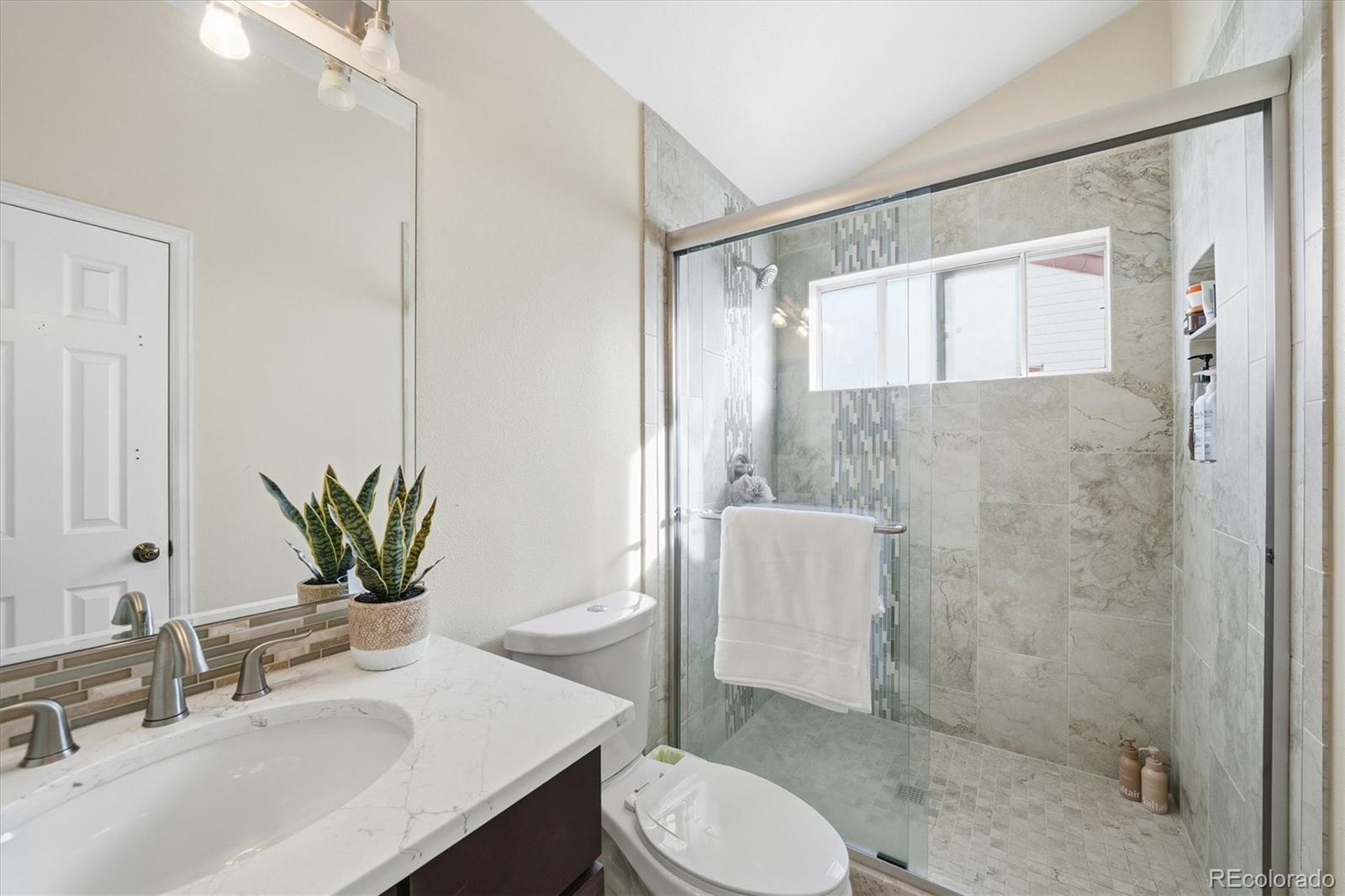 MLS Image #18 for 5524 s zang street,littleton, Colorado