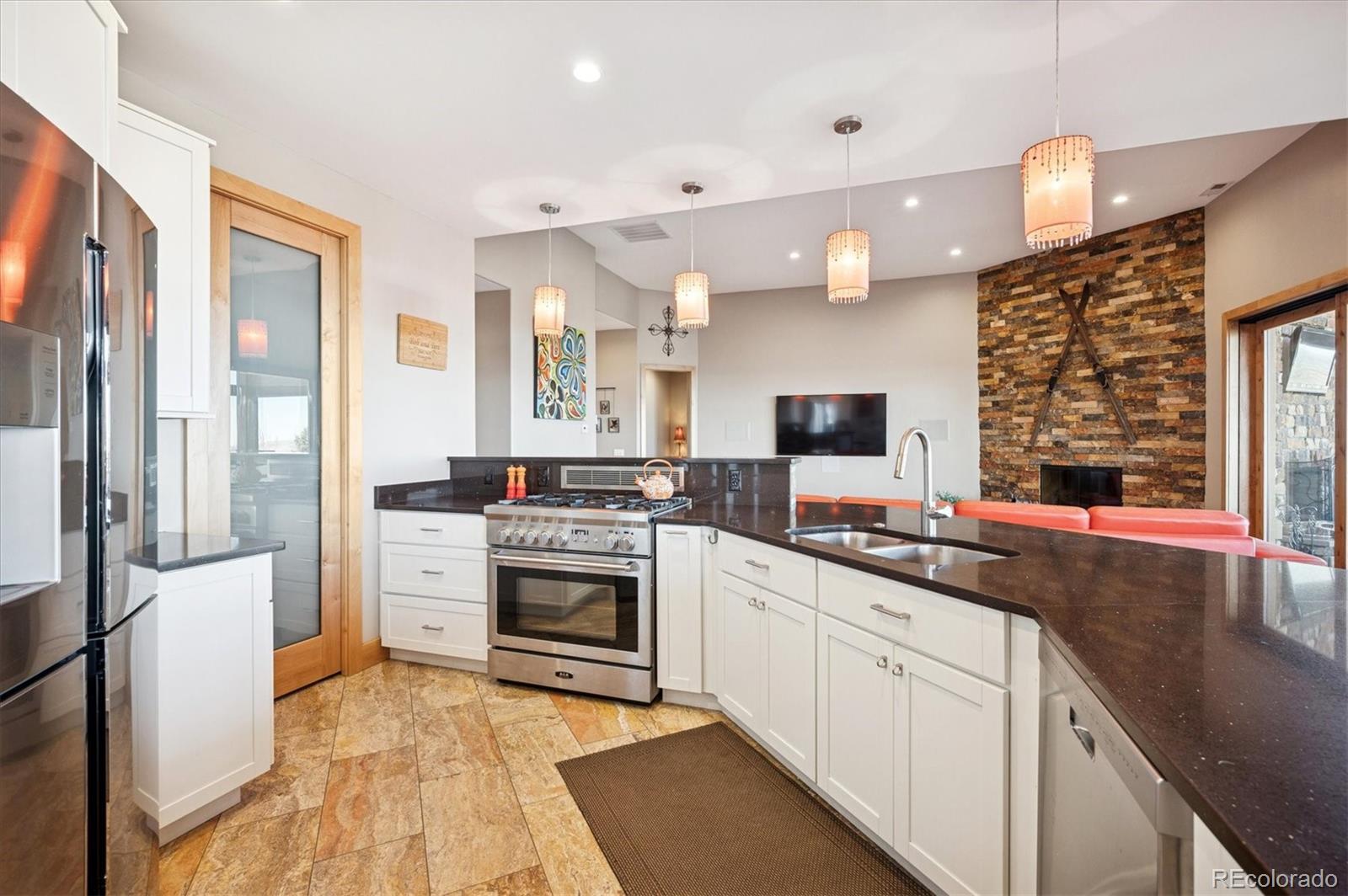 MLS Image #6 for 6170  falcon lane,morrison, Colorado