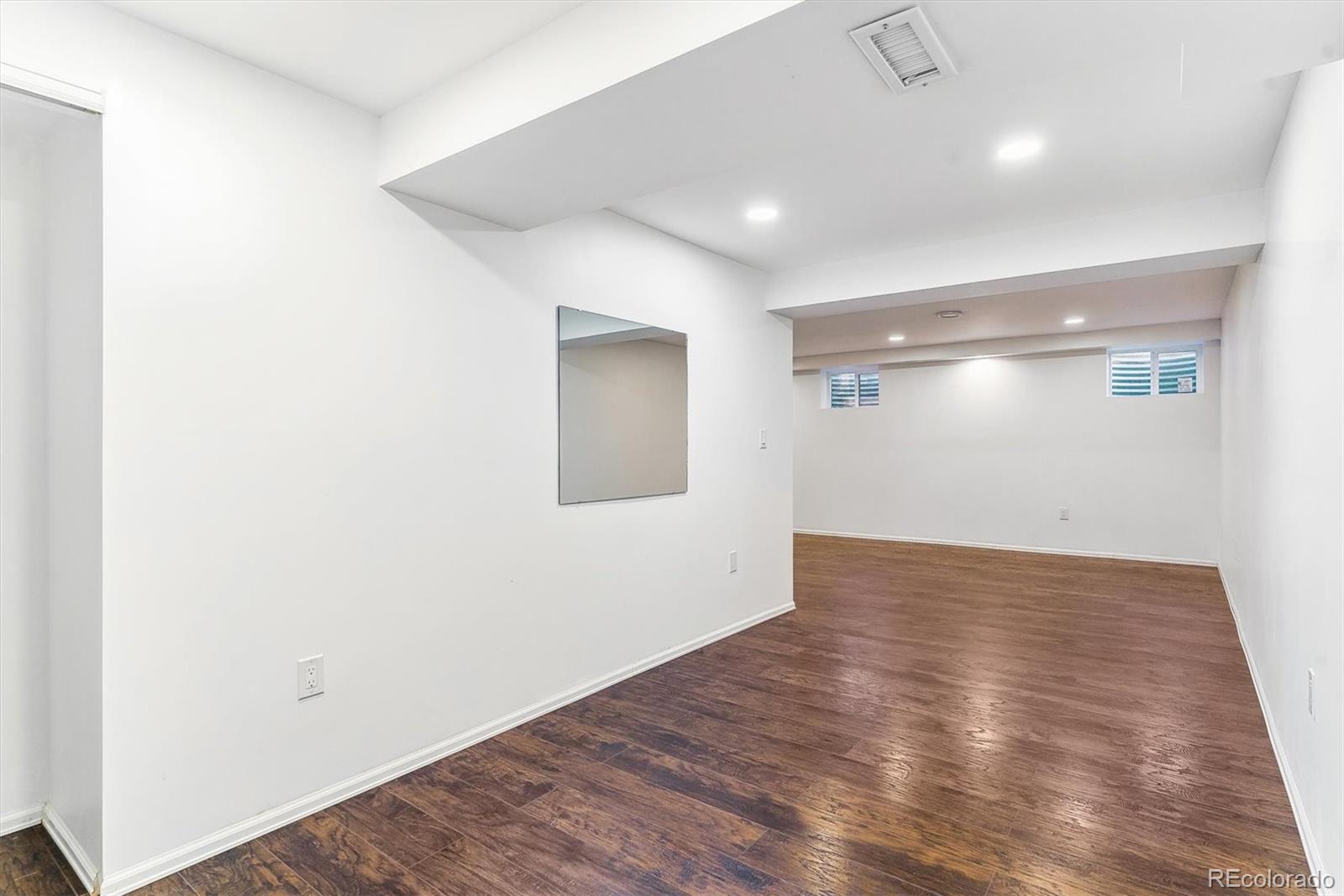 MLS Image #20 for 1550 s syracuse street,denver, Colorado