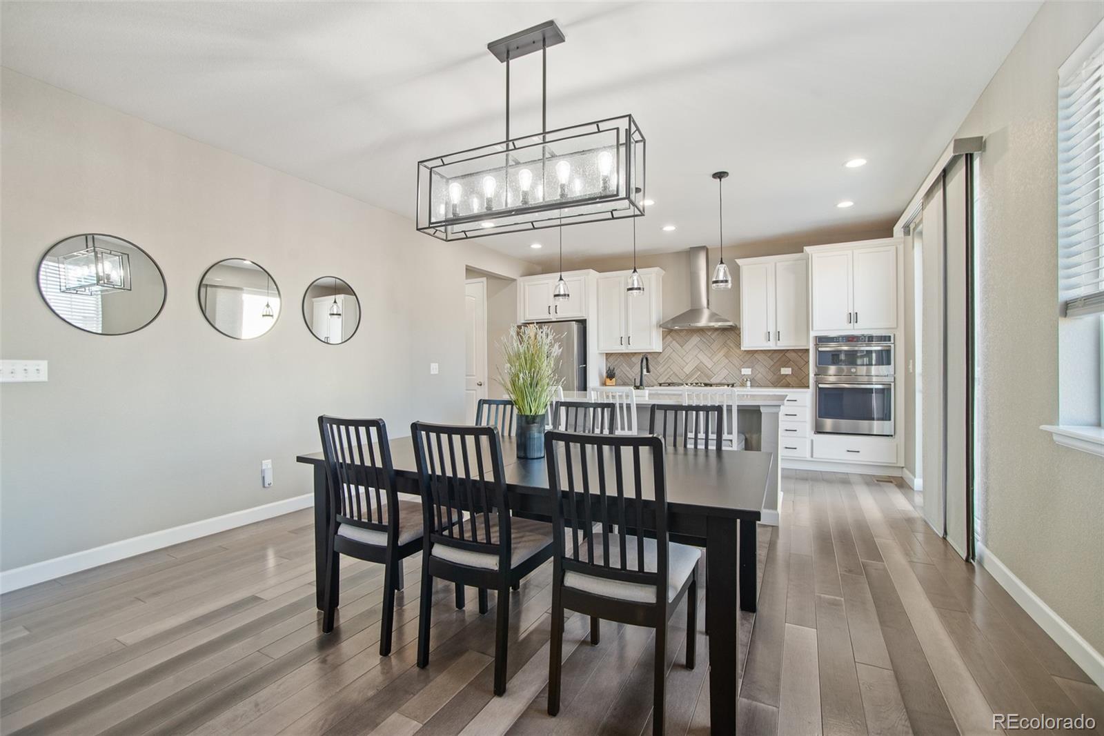 MLS Image #10 for 26421 e moraine place,aurora, Colorado