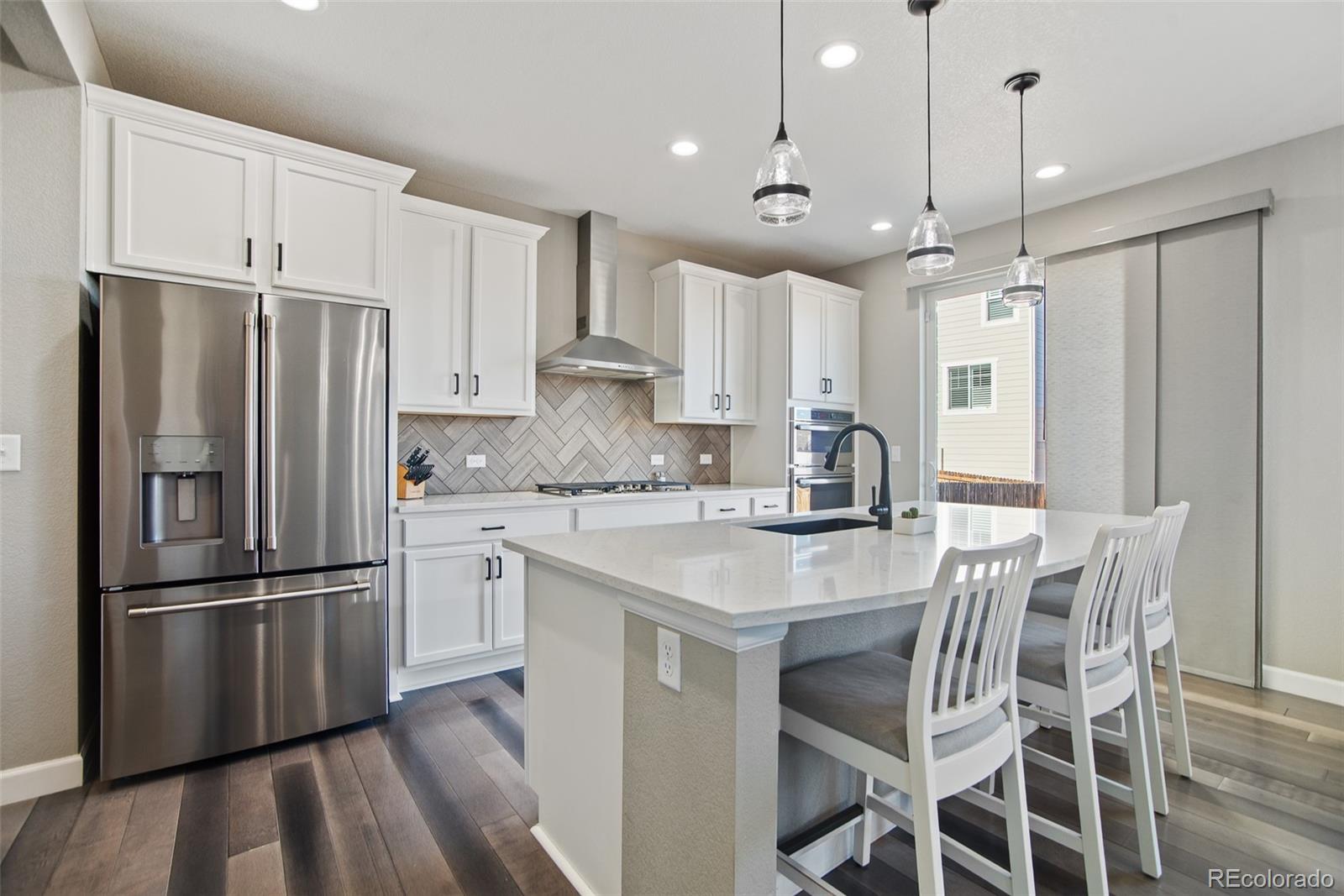 MLS Image #12 for 26421 e moraine place,aurora, Colorado