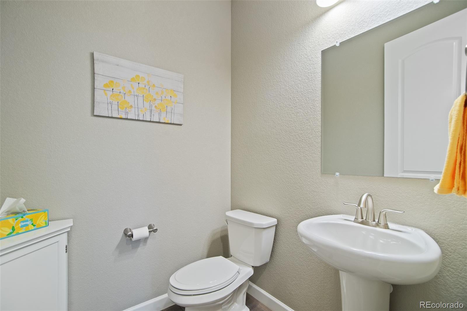 MLS Image #20 for 26421 e moraine place,aurora, Colorado