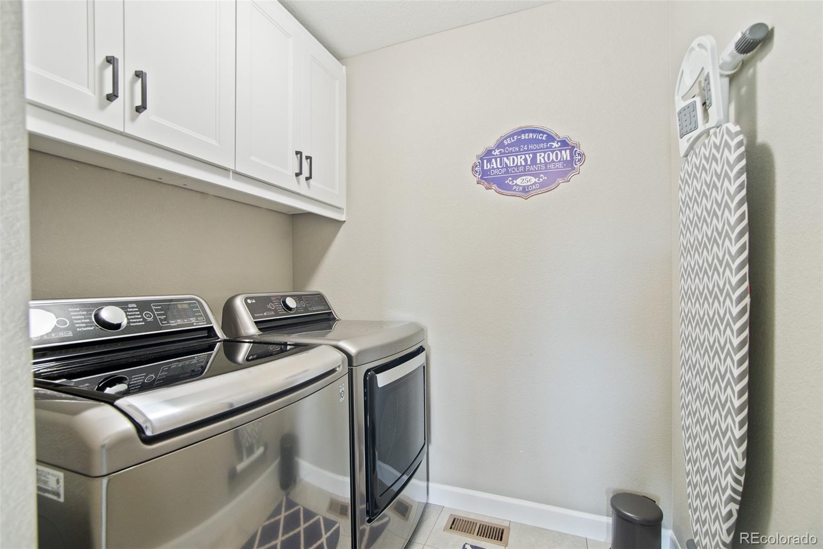 MLS Image #27 for 26421 e moraine place,aurora, Colorado