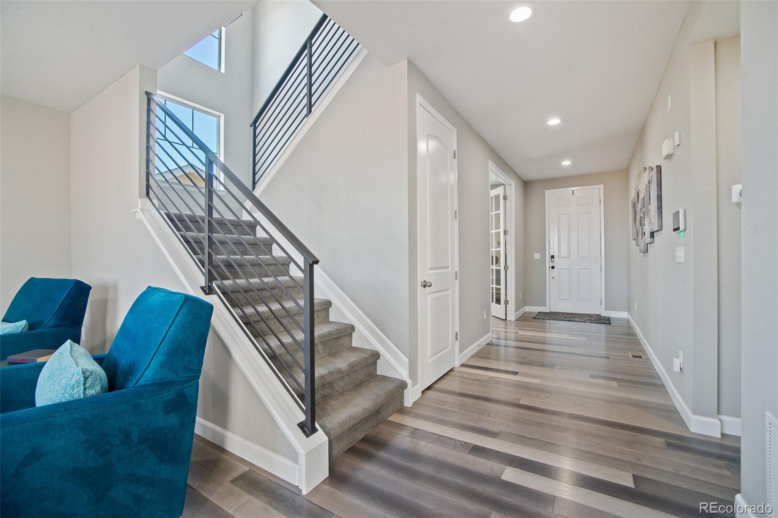 MLS Image #3 for 26421 e moraine place,aurora, Colorado