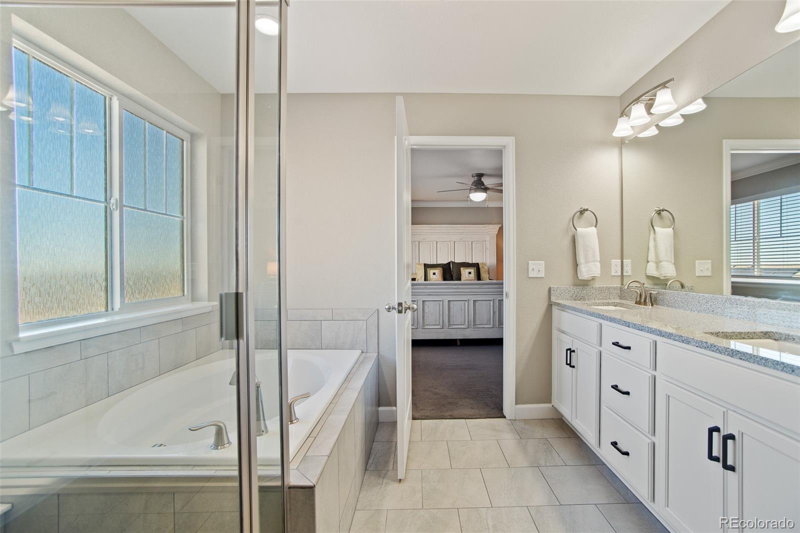 MLS Image #34 for 26421 e moraine place,aurora, Colorado