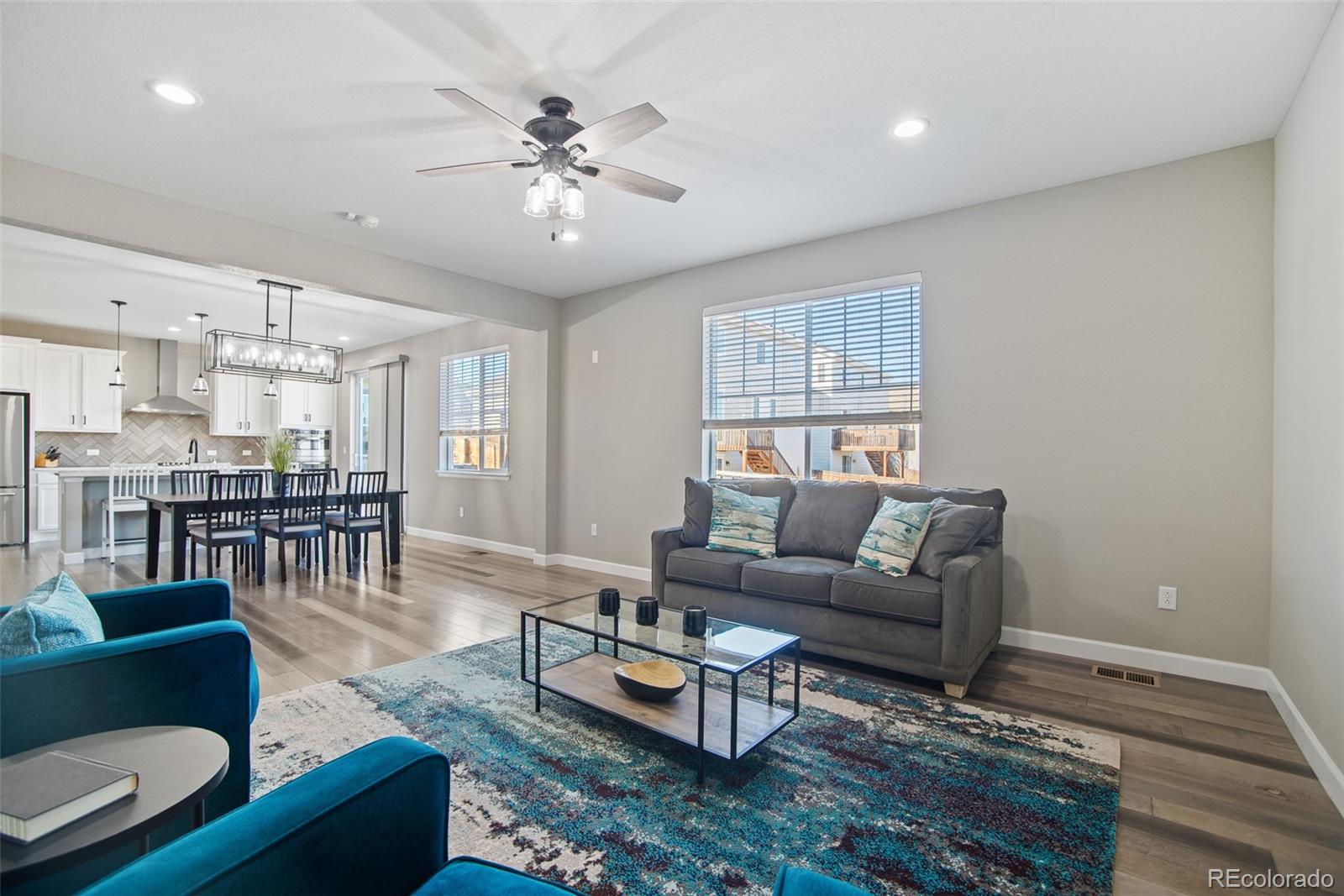 MLS Image #8 for 26421 e moraine place,aurora, Colorado