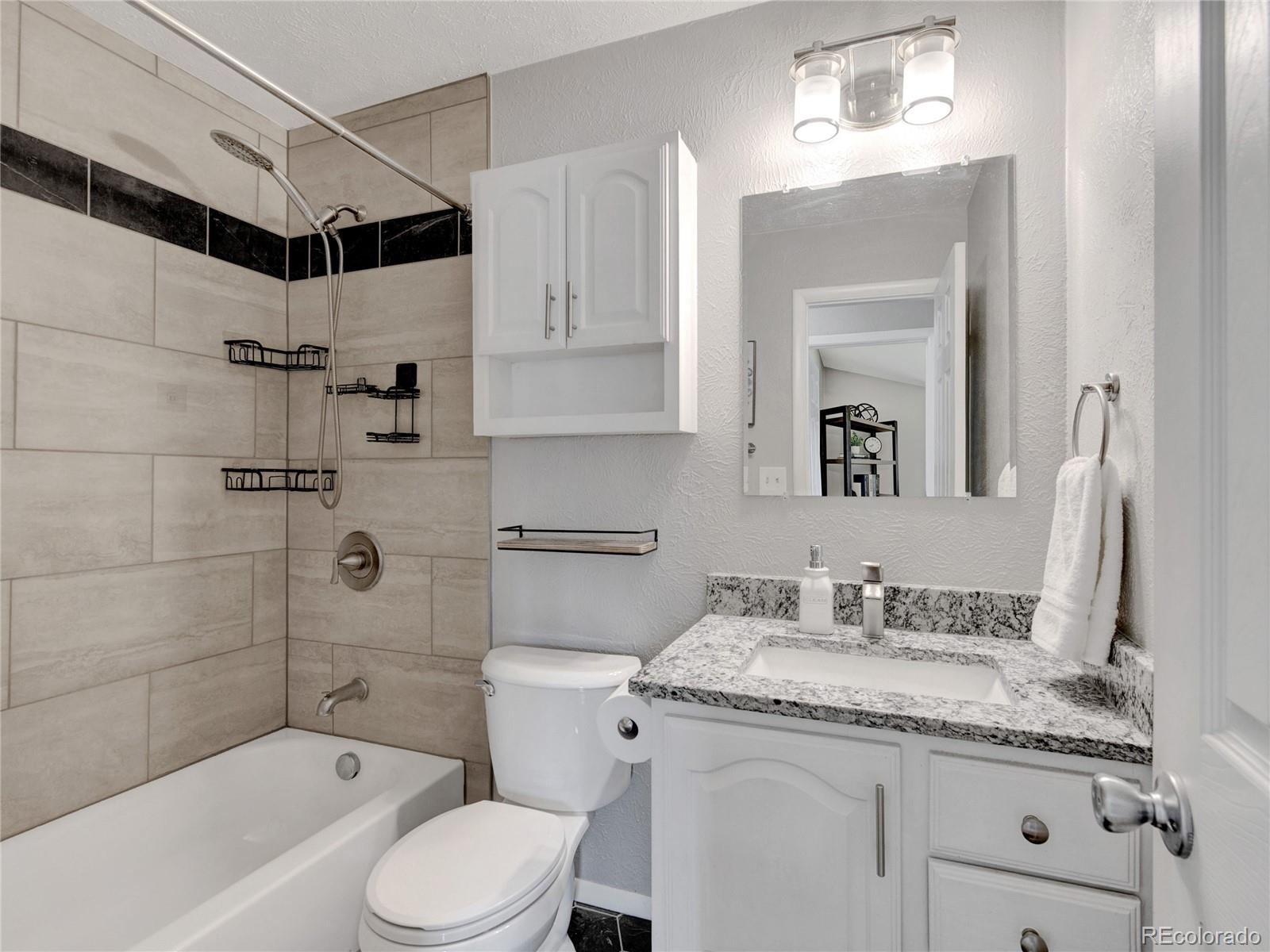 MLS Image #19 for 6523 s field way,littleton, Colorado