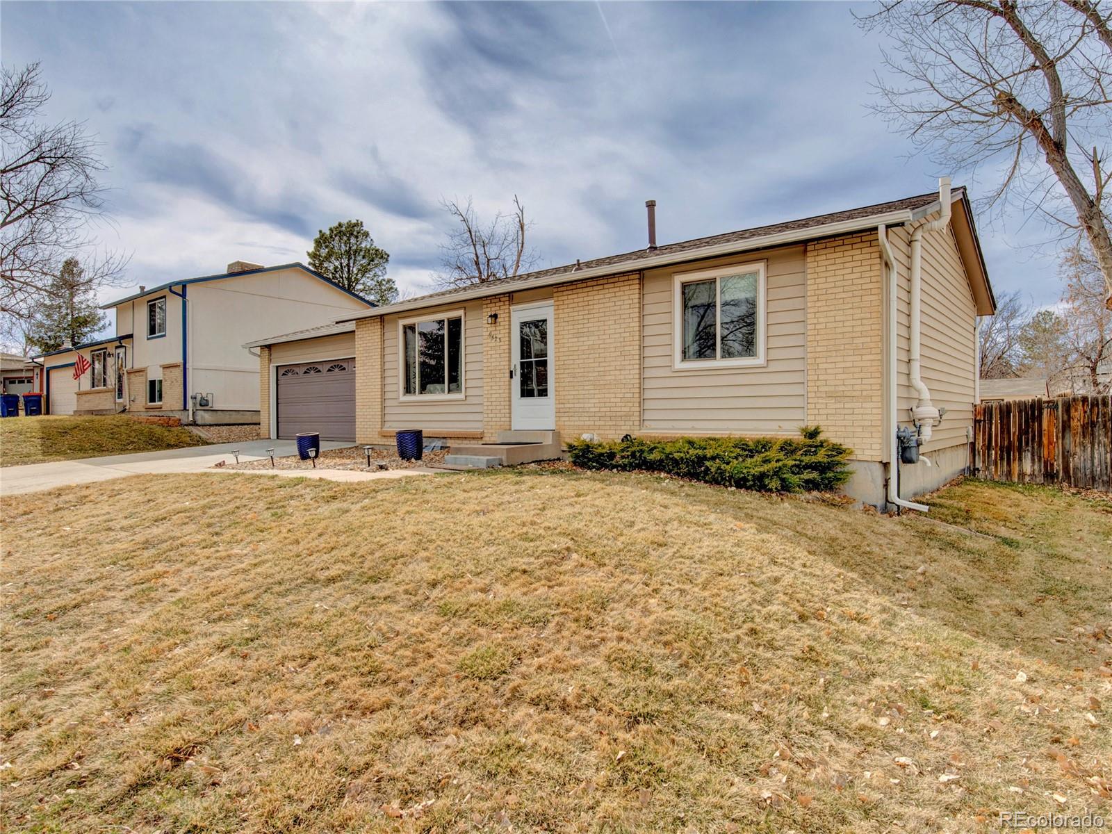 MLS Image #2 for 6523 s field way,littleton, Colorado