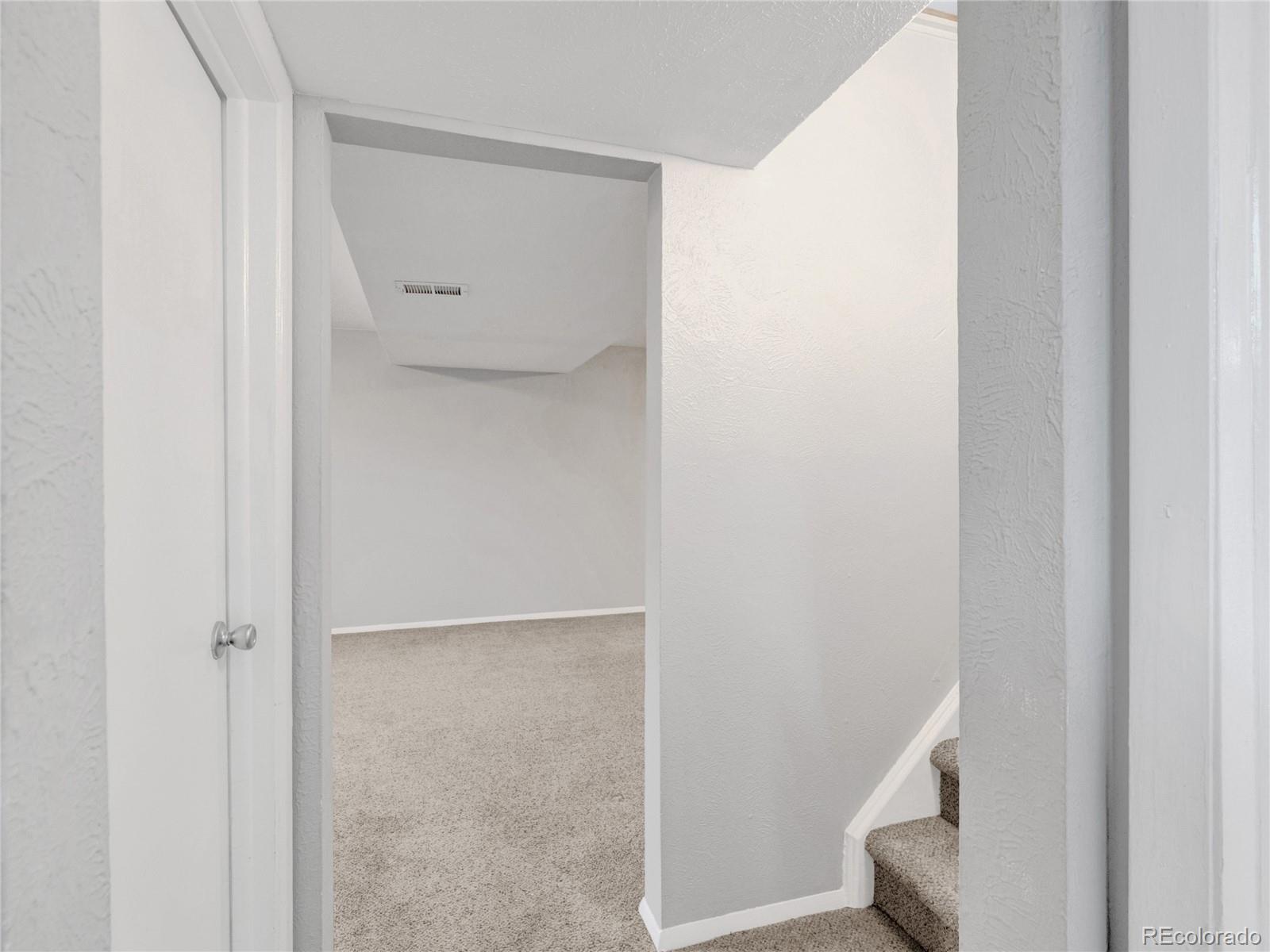 MLS Image #23 for 6523 s field way,littleton, Colorado