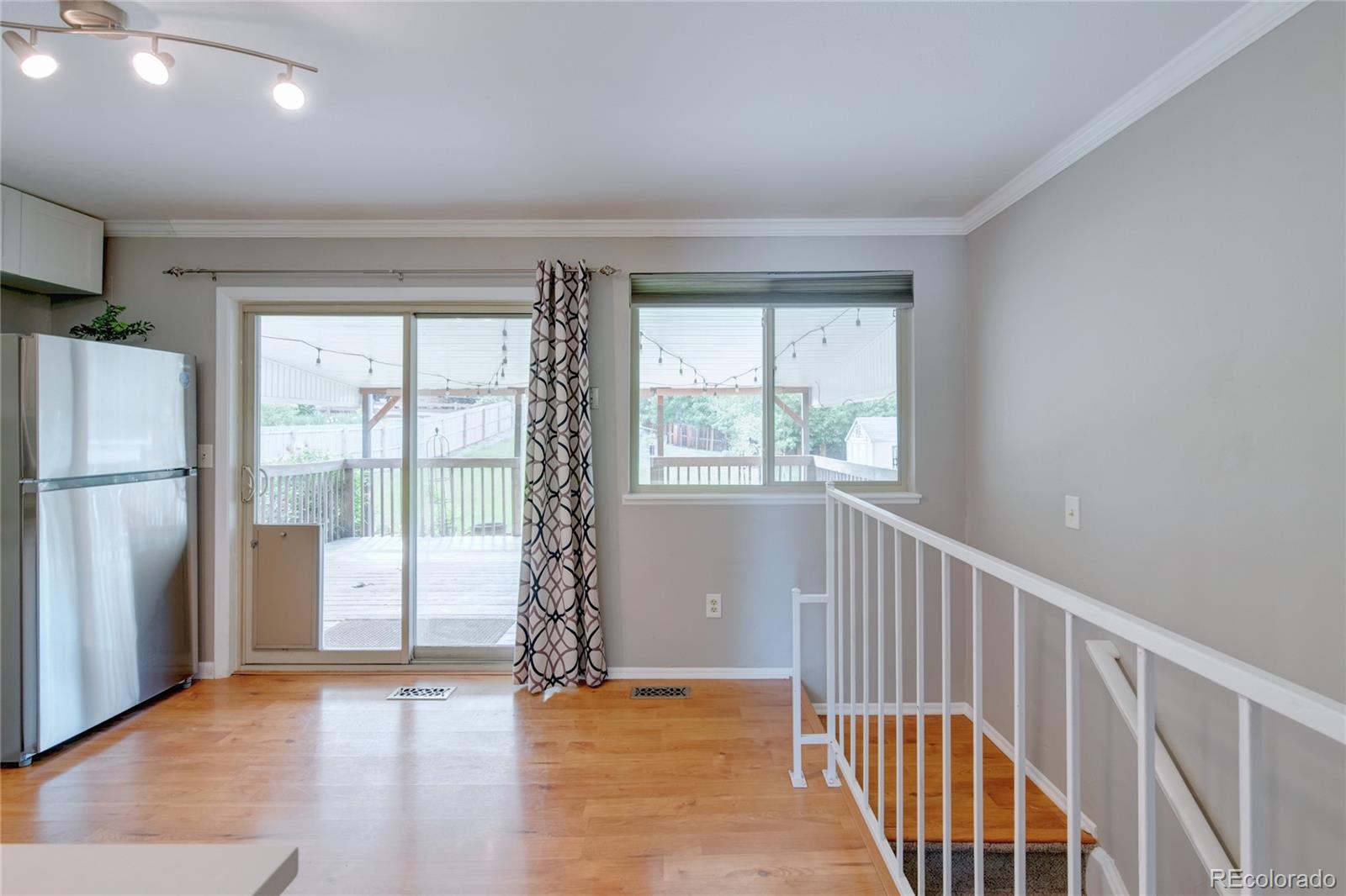 MLS Image #8 for 6523 s field way,littleton, Colorado