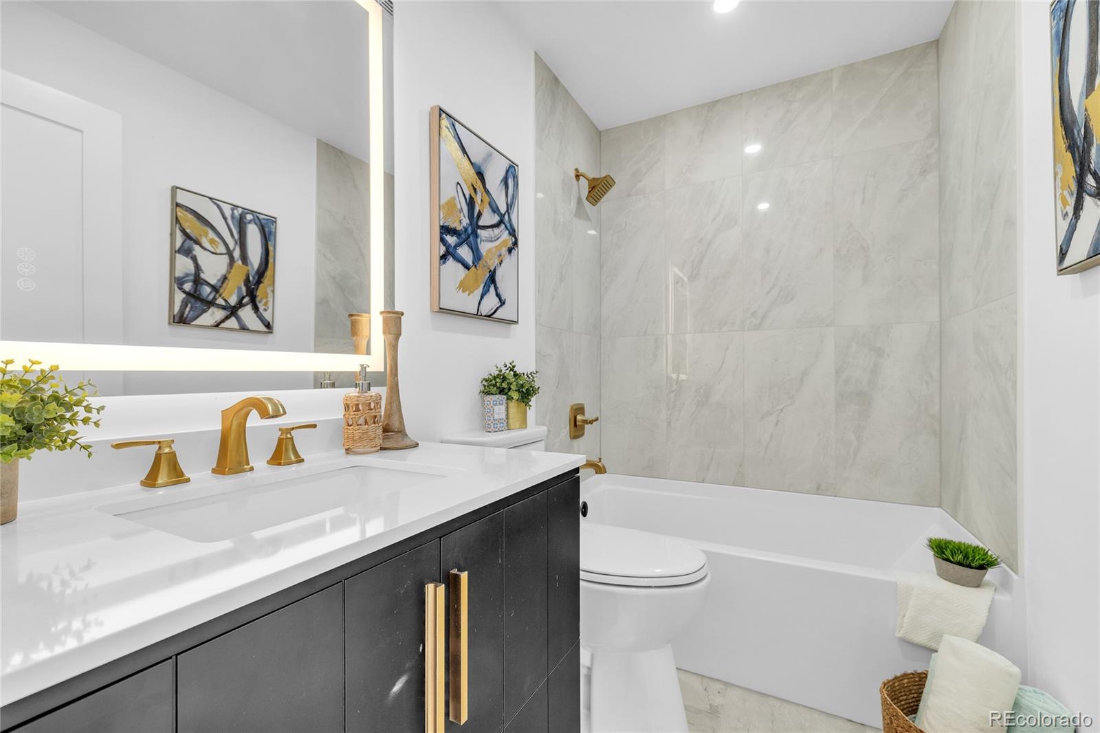 MLS Image #12 for 1490 s glencoe street,denver, Colorado