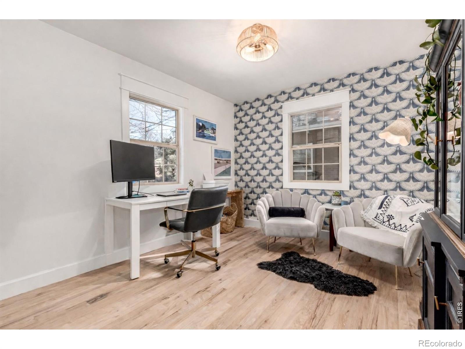 MLS Image #15 for 1542 s ogden street,denver, Colorado