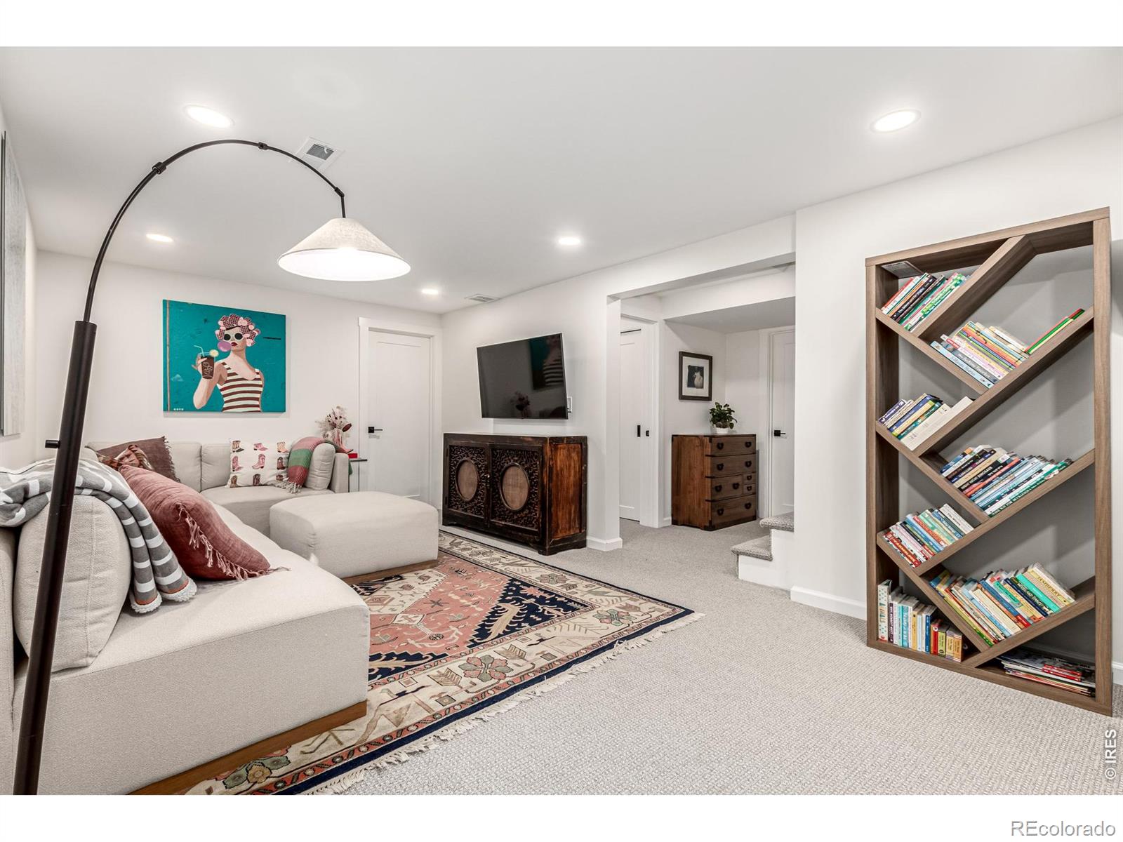 MLS Image #18 for 1542 s ogden street,denver, Colorado