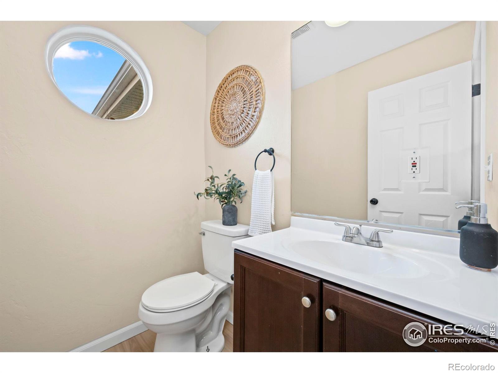 MLS Image #13 for 132  51st avenue,greeley, Colorado