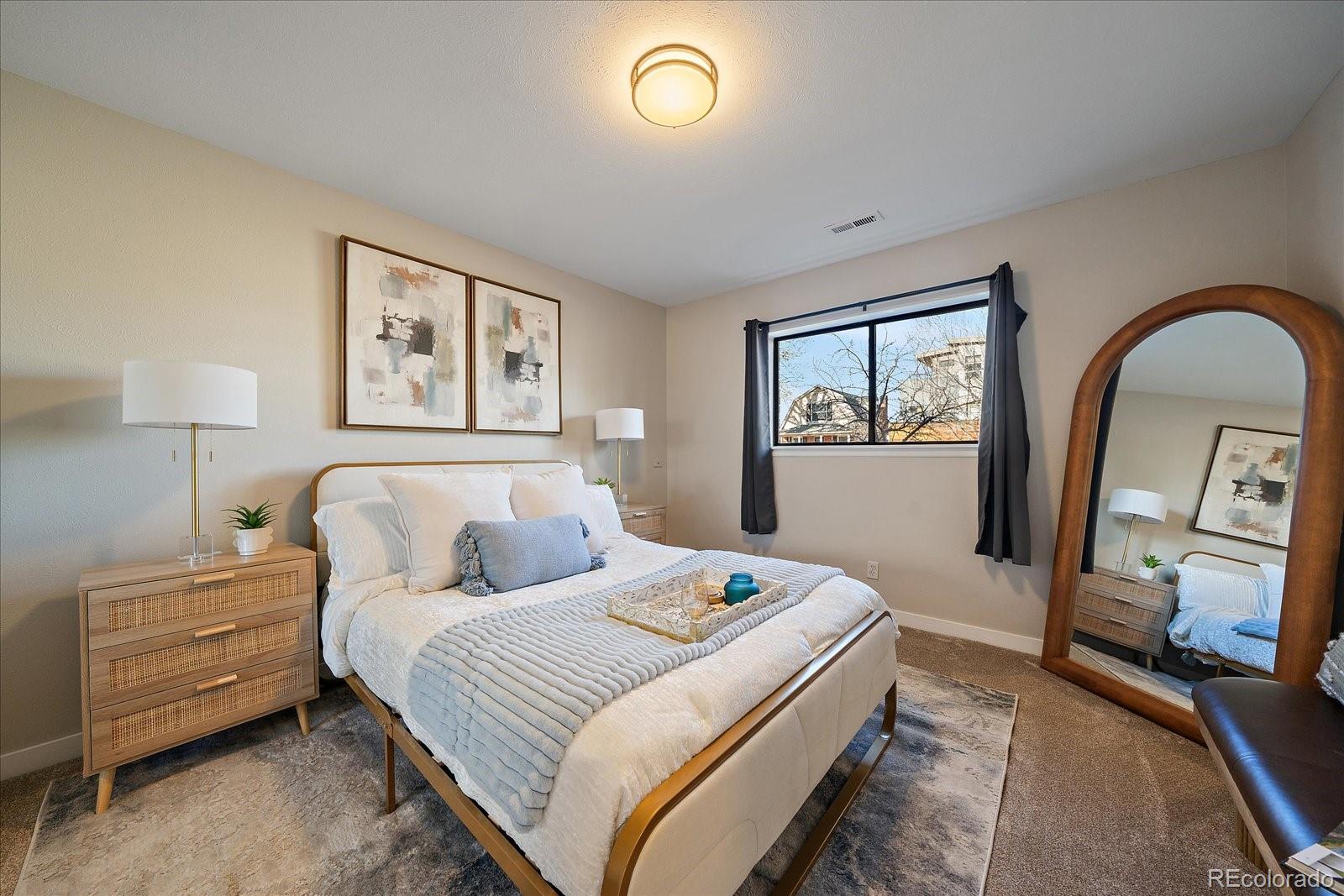 MLS Image #13 for 2614 s grant street,denver, Colorado