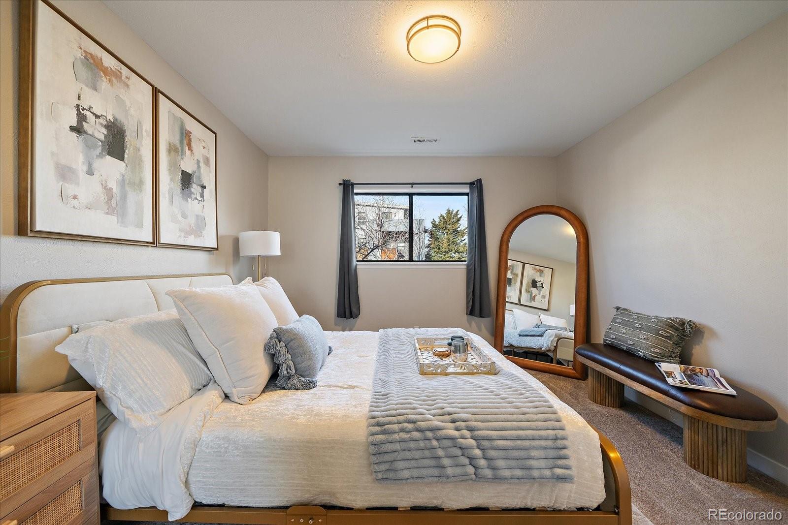 MLS Image #14 for 2614 s grant street,denver, Colorado