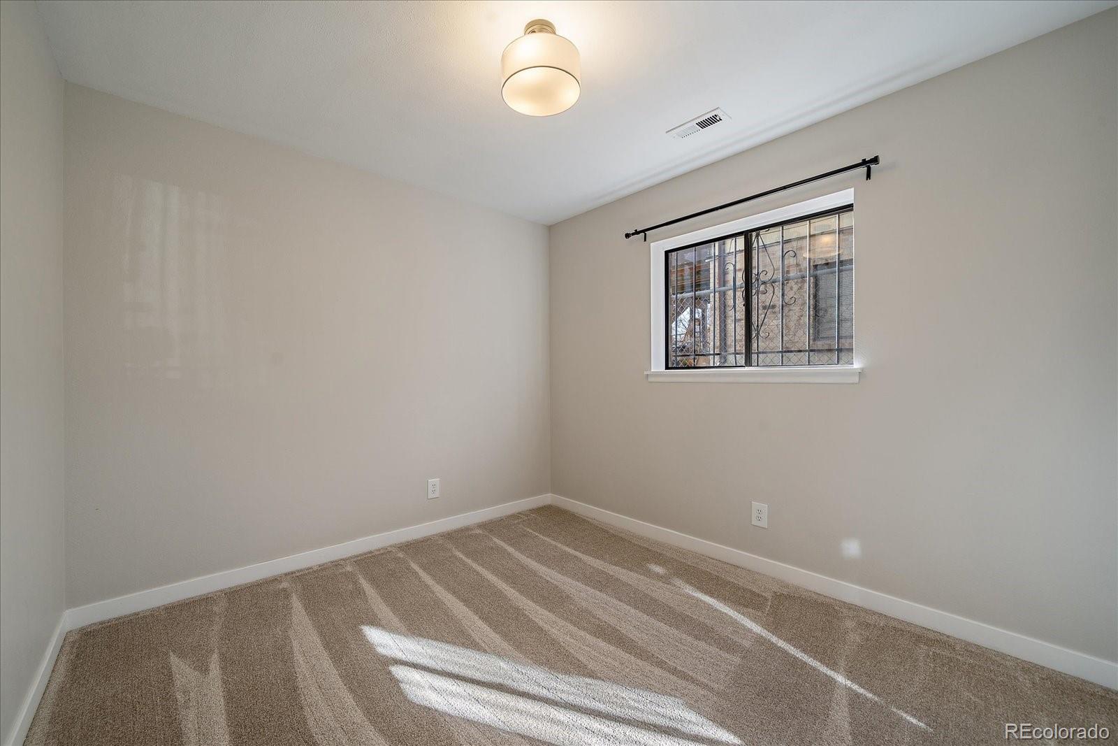 MLS Image #15 for 2614 s grant street,denver, Colorado