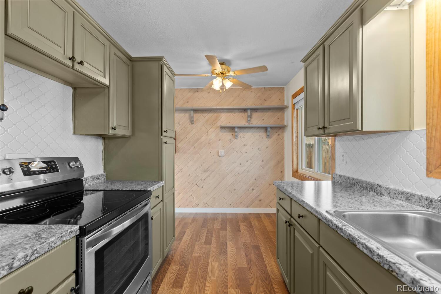 MLS Image #10 for 8540  faraday street,denver, Colorado