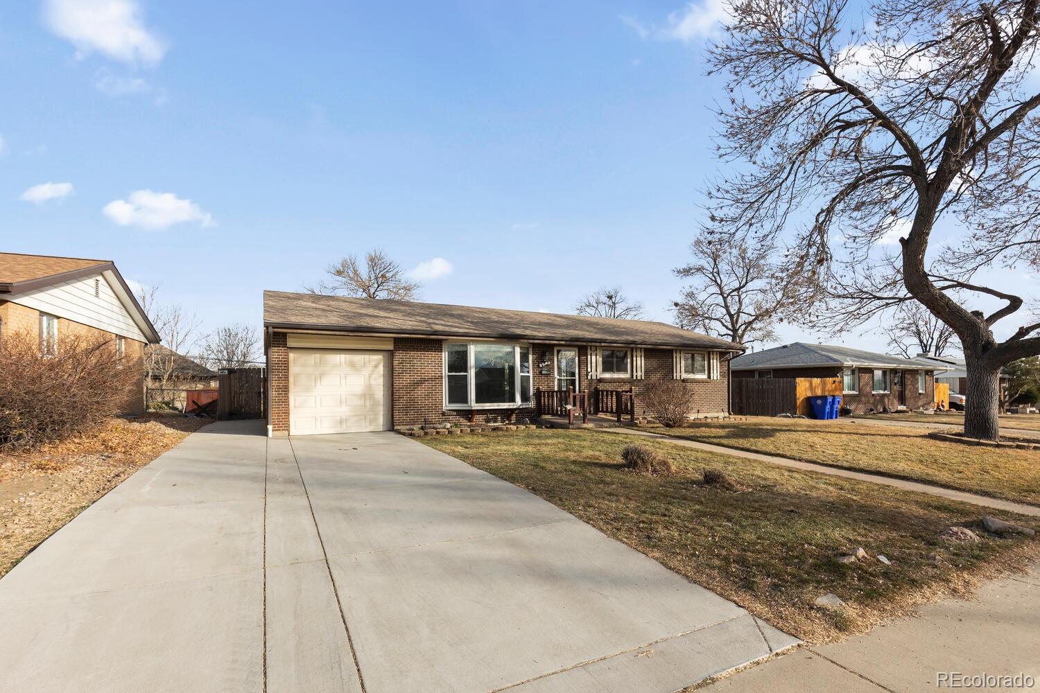 MLS Image #2 for 8540  faraday street,denver, Colorado