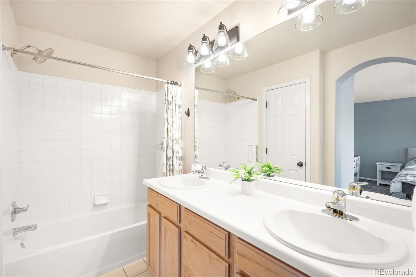 MLS Image #15 for 811  union street,lakewood, Colorado