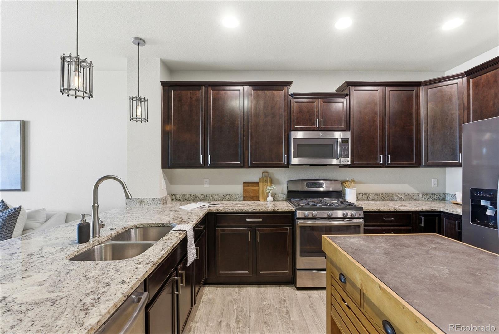 MLS Image #5 for 9083 e phillips lane ,centennial, Colorado