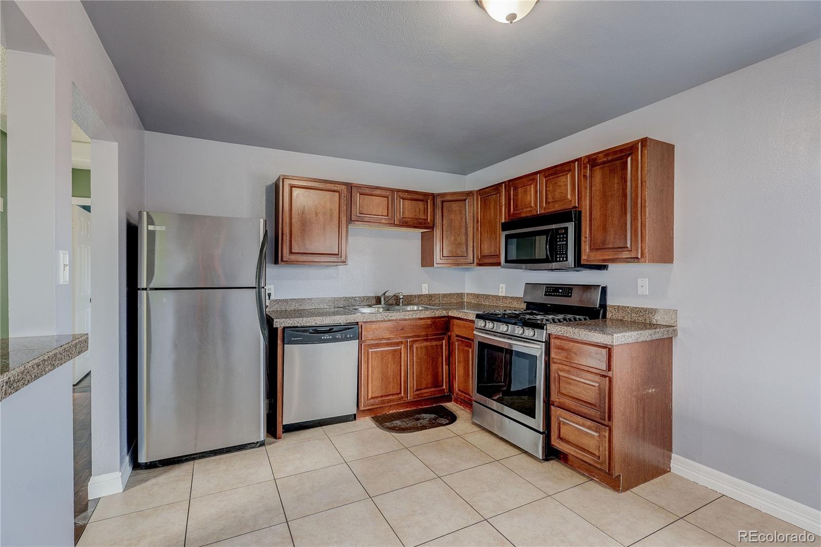 MLS Image #5 for 5557  billings street,denver, Colorado