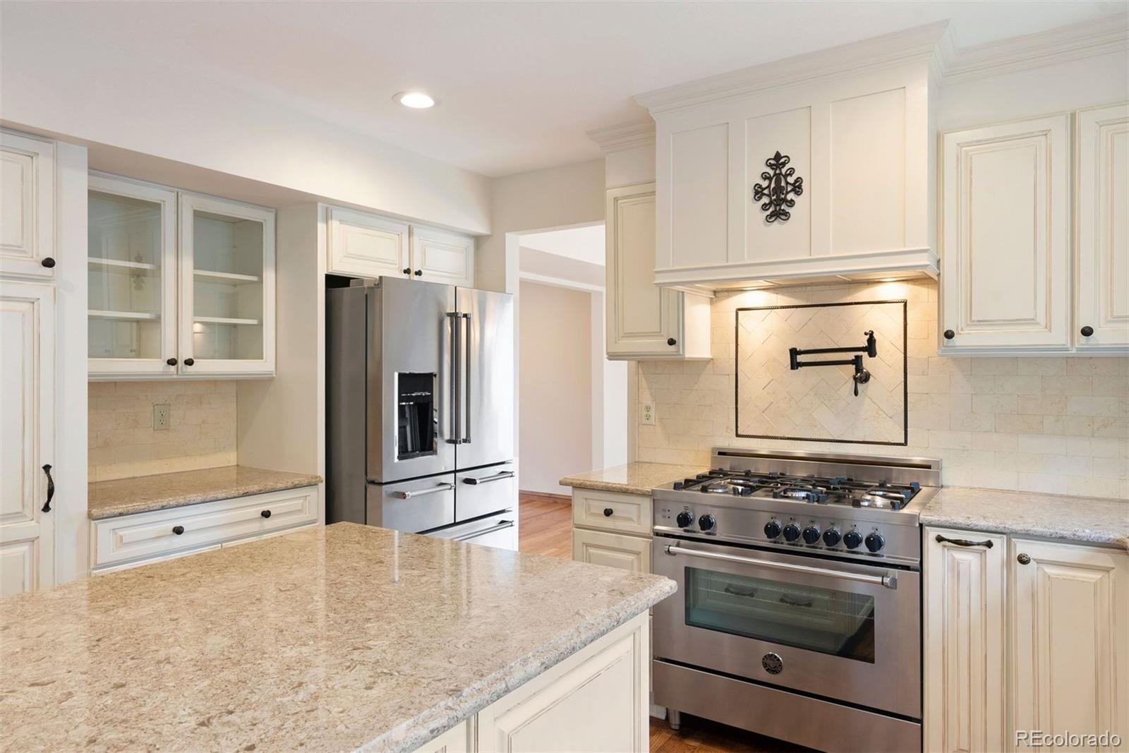 MLS Image #20 for 5480  broadmoor bluffs drive,colorado springs, Colorado