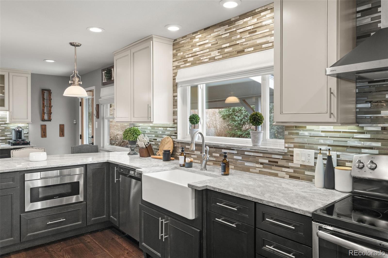 MLS Image #14 for 14100  foothill circle,golden, Colorado