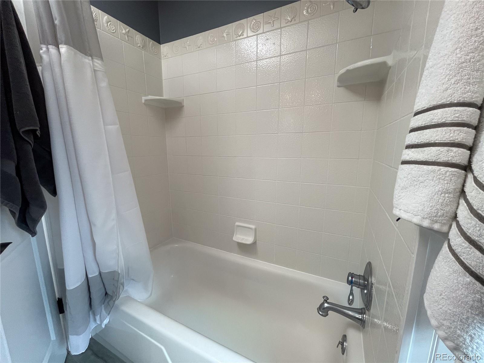 MLS Image #29 for 14100  foothill circle,golden, Colorado