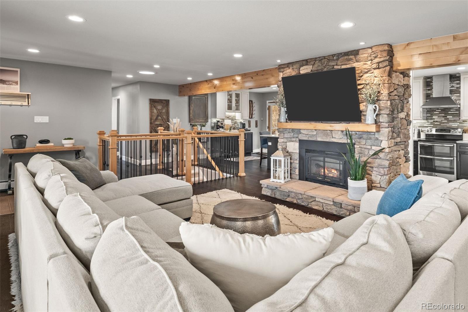 MLS Image #9 for 14100  foothill circle,golden, Colorado
