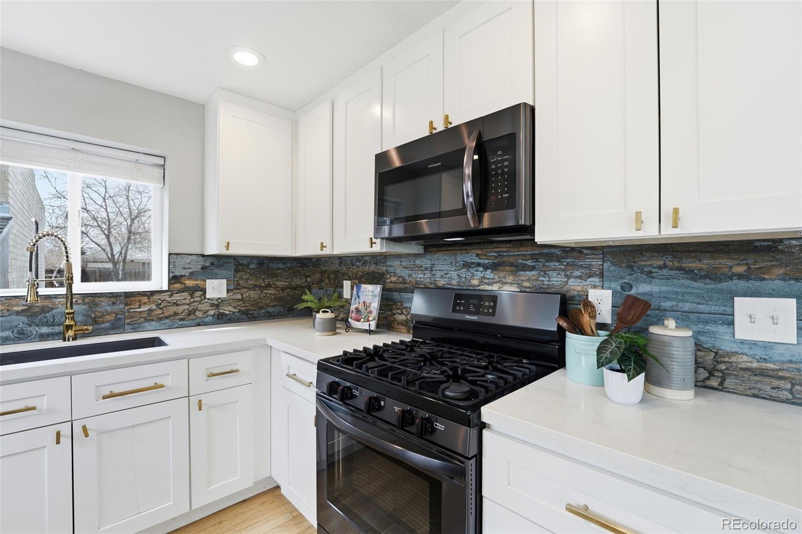 MLS Image #8 for 2935  ivy street,denver, Colorado