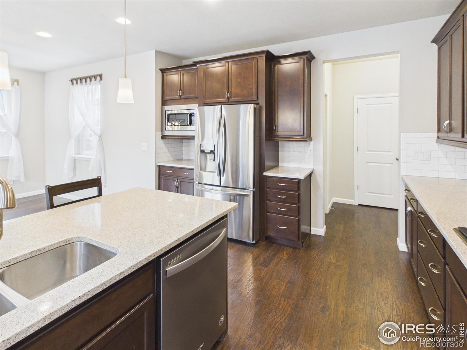 MLS Image #5 for 420 s 5th street,berthoud, Colorado