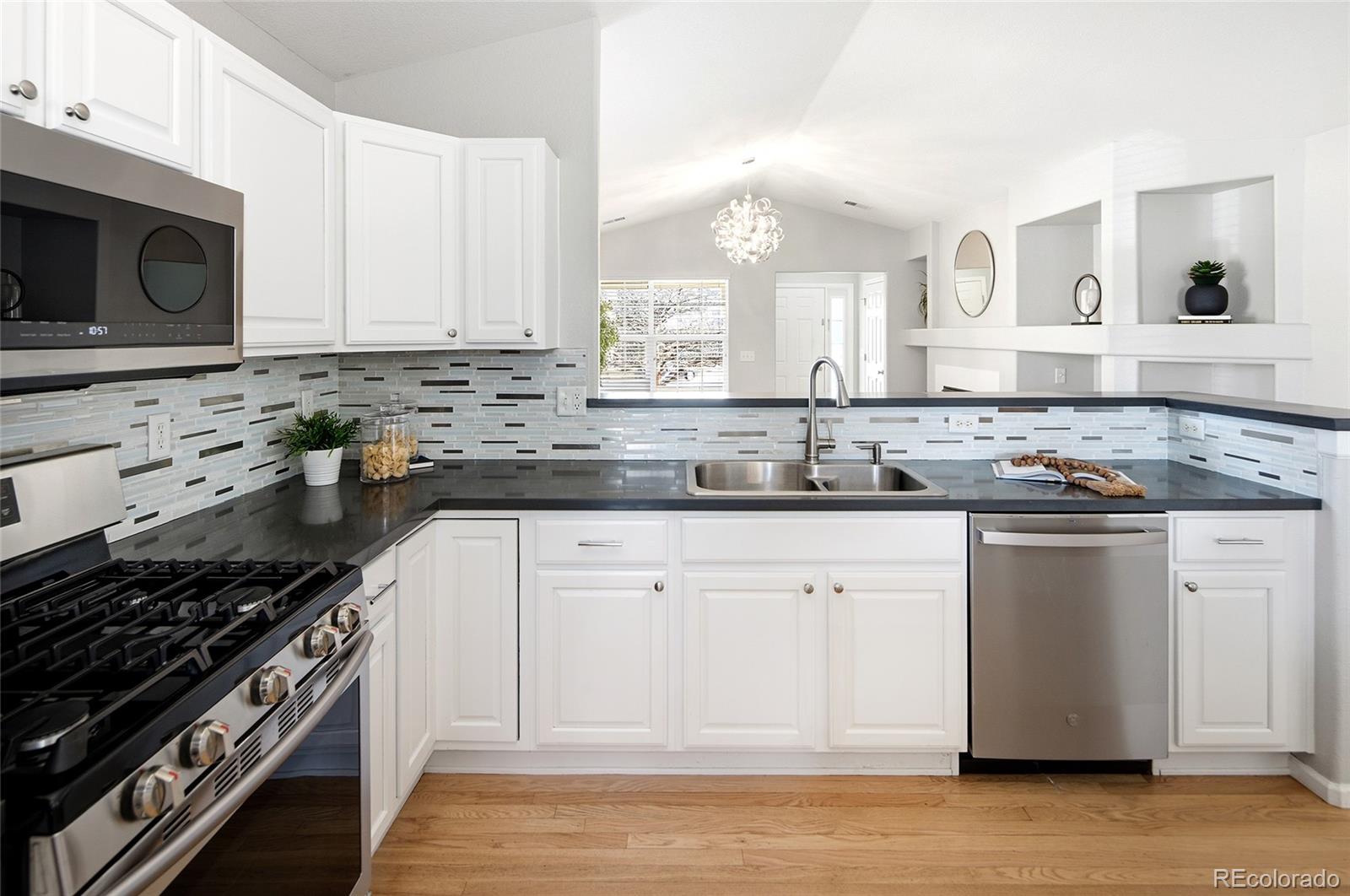 MLS Image #10 for 16032 e 106th court,commerce city, Colorado