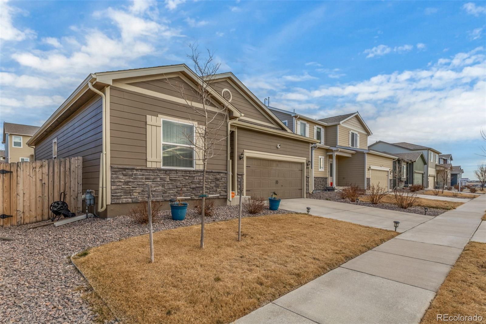 MLS Image #2 for 8844  ventura court,commerce city, Colorado